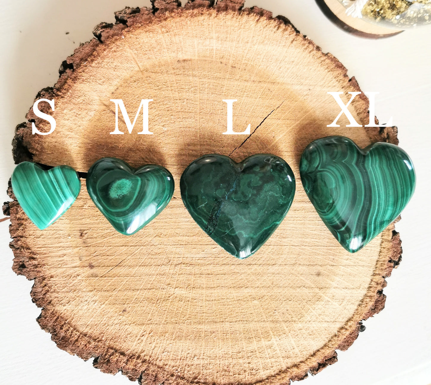 Galet coeur en Malachite - Taille L