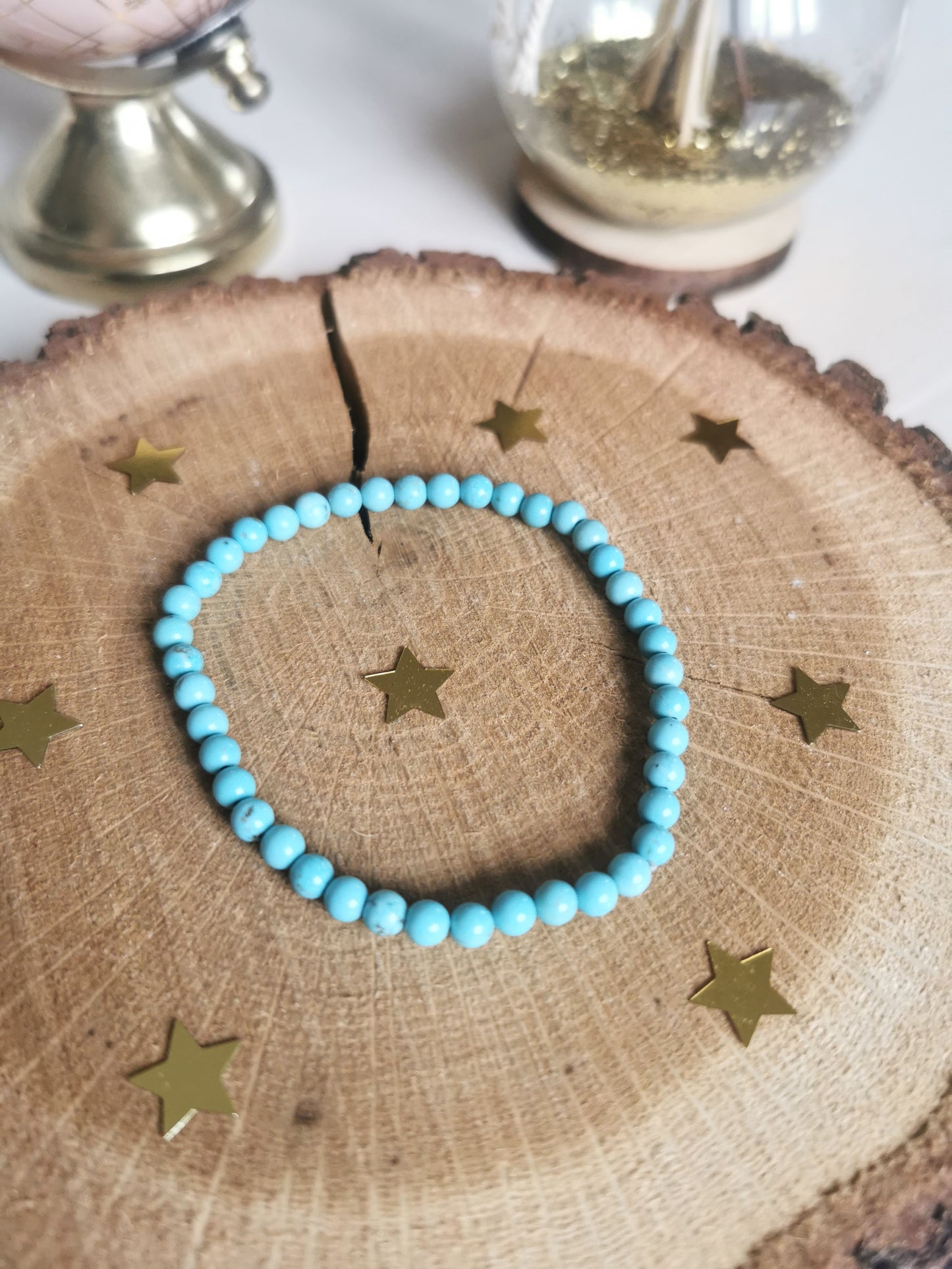 Bracelet en Howlite bleue 4mm