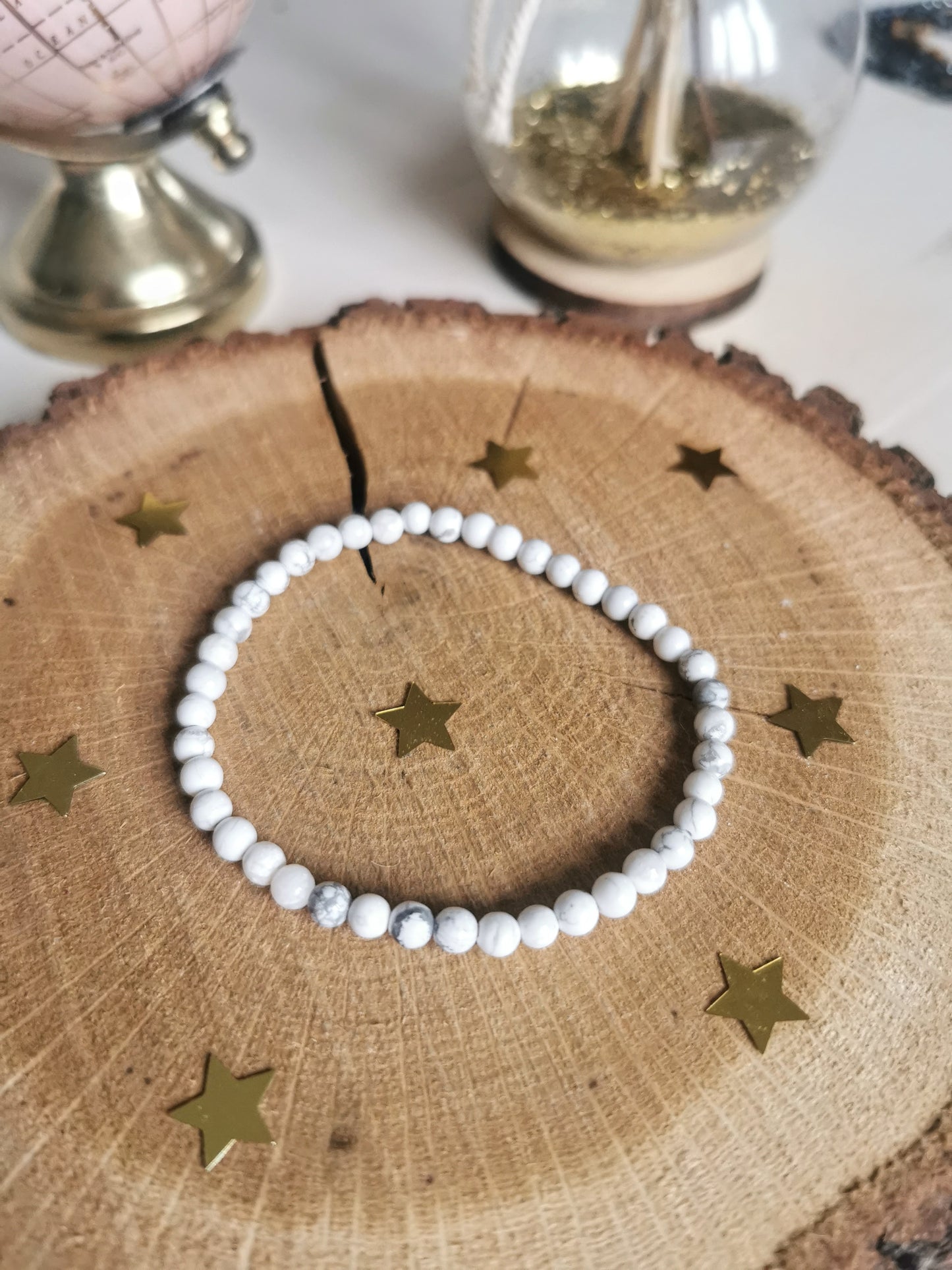 Bracelet en howlite blanche 4mm