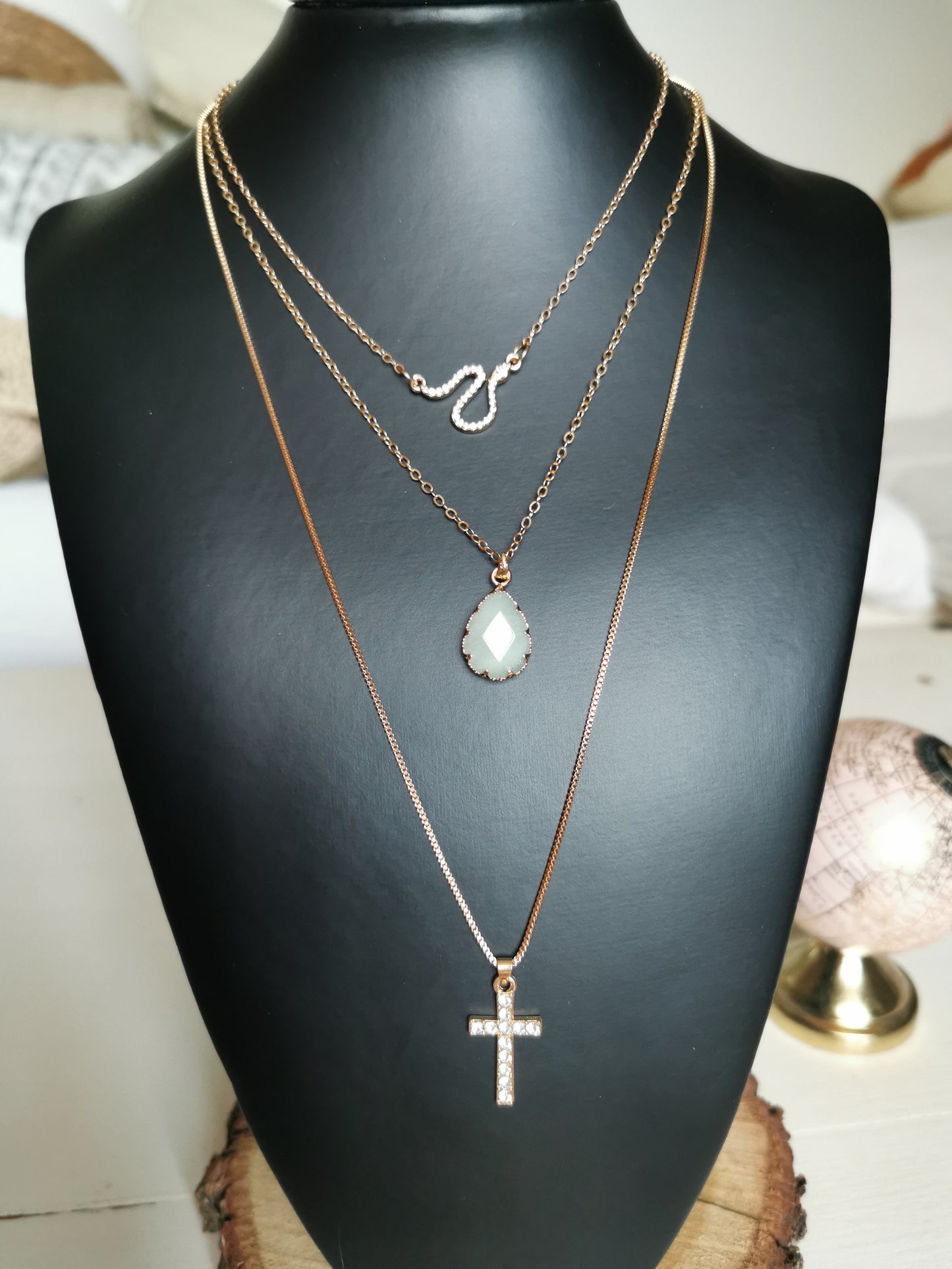 Collier multirangs BRITNEY
